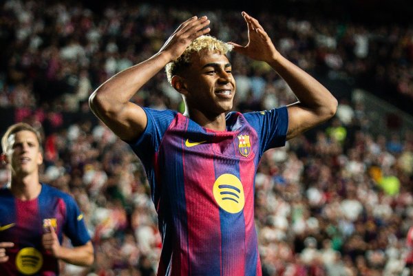 每体：生活经历造就了现在的亚马尔，他还在可以犯错和改正的年龄